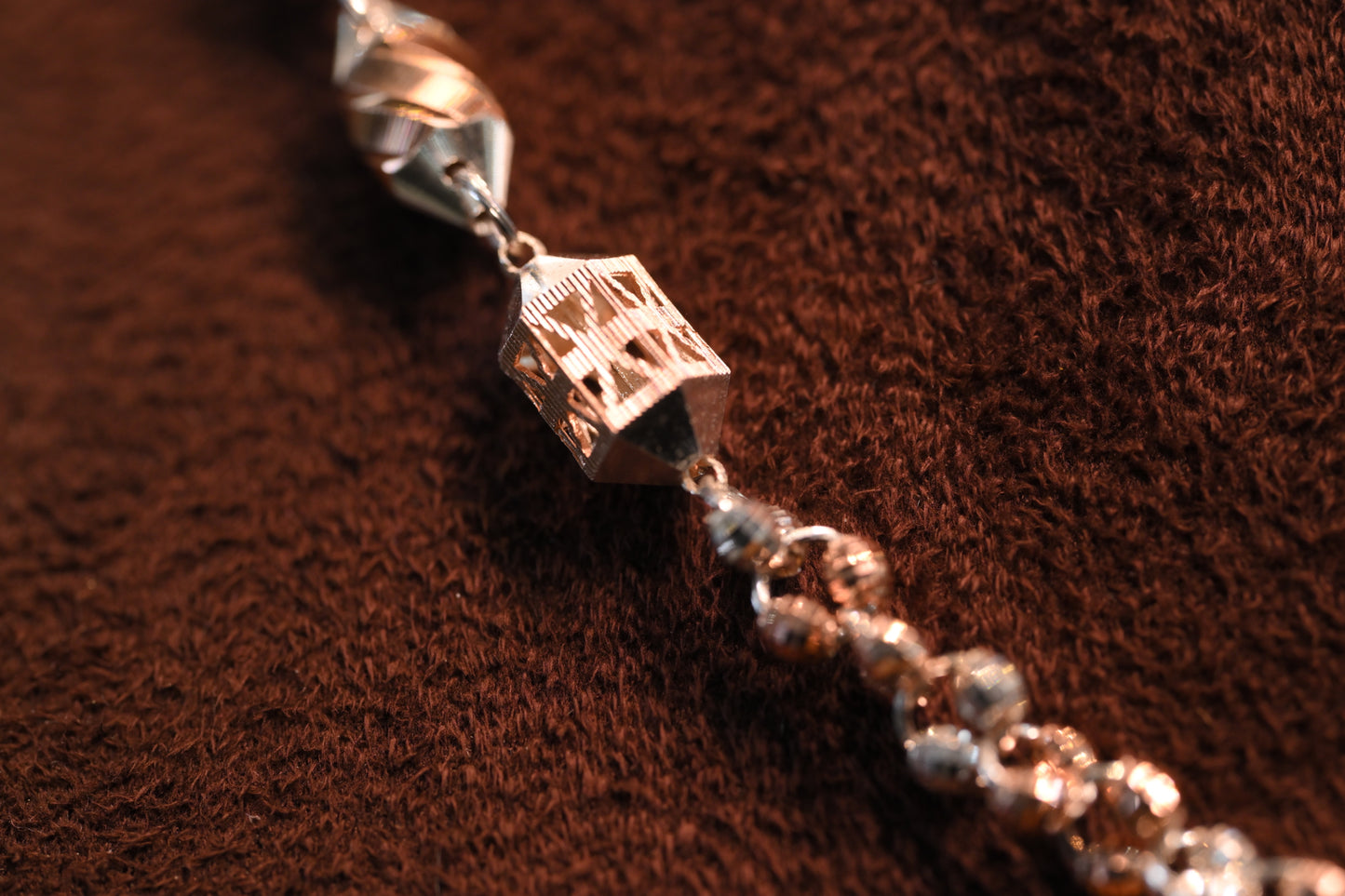 Silver fancy chain