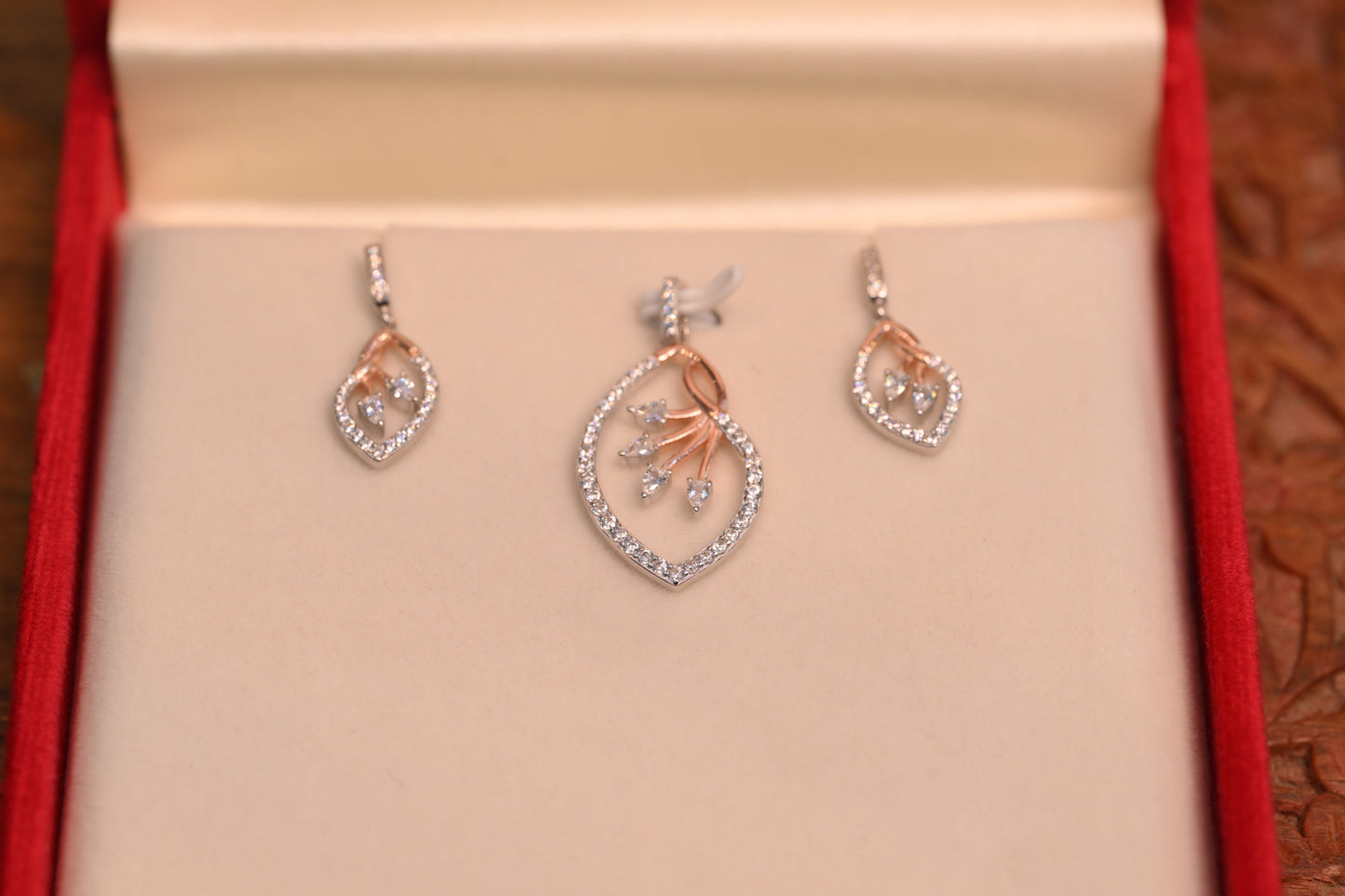 Silver Pendant set