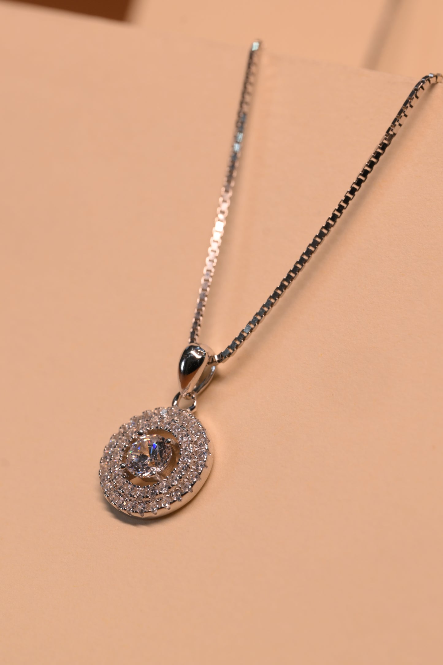 Silver fancy chains